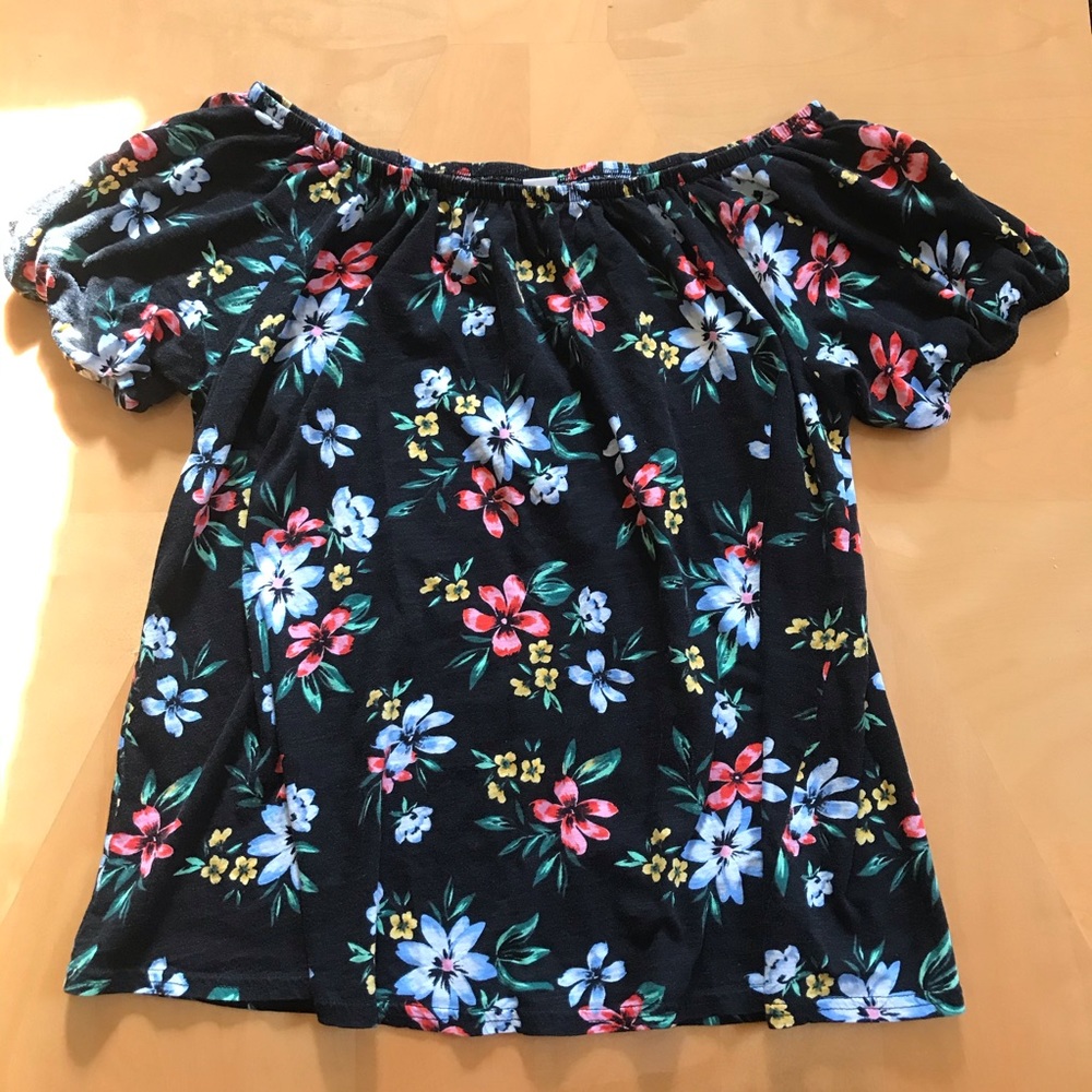 Old Navy Off the Shoulder Floral Top